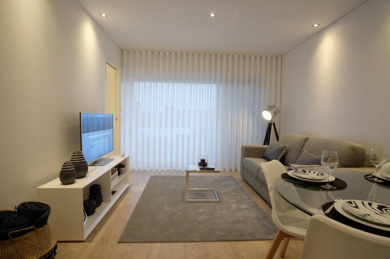 Aveiro 5 Estrelas Palace Apartment ภายนอก รูปภาพ