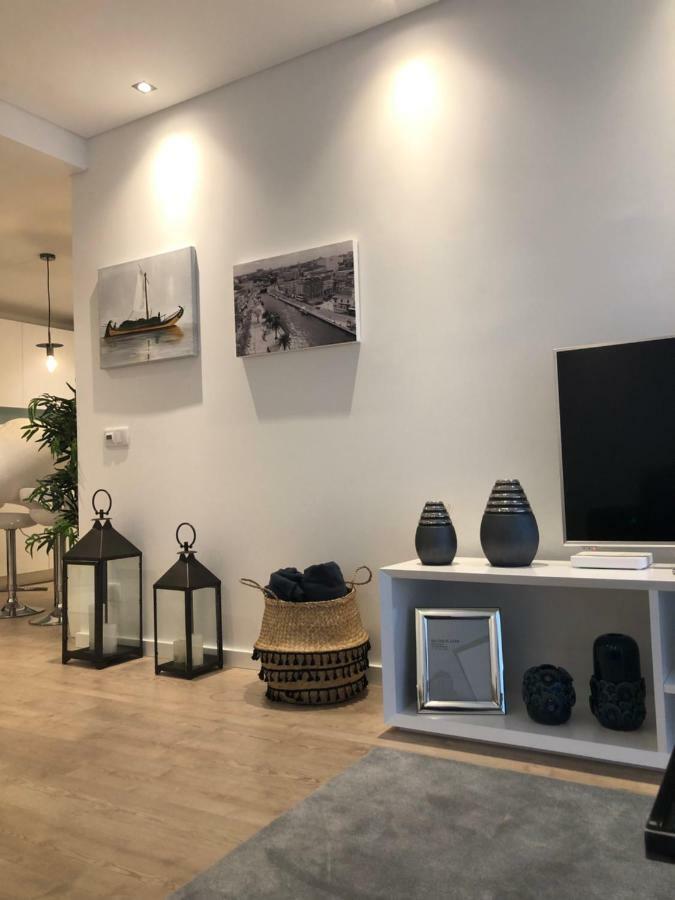 Aveiro 5 Estrelas Palace Apartment ภายนอก รูปภาพ